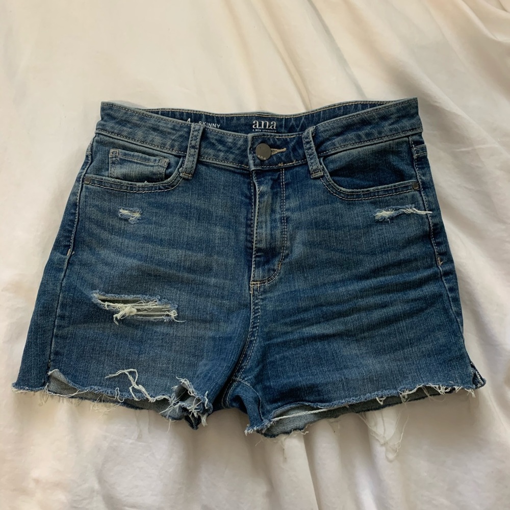 Denim high waisted cut off shorts